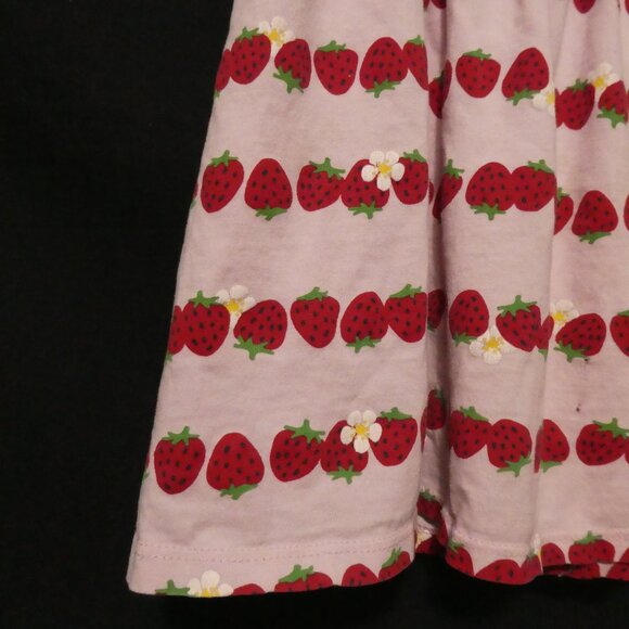H&M | 2-4 years | Sleeveless Pink Summer Dress With Allover Strawberry Print - Picture 14 of 16